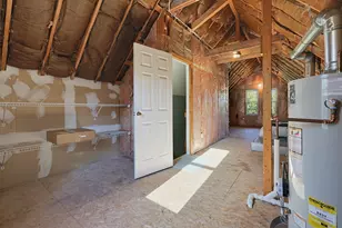 85 Hammond Pl, Woburn, MA 01801 - Photo 29