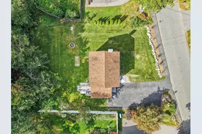 468 Underwood St, Holliston, MA 01746 - Photo 7
