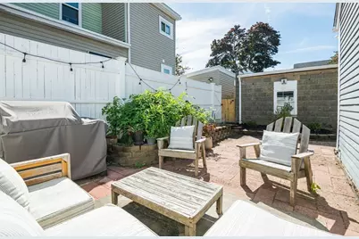 16 Albion St, Salem, MA 01970 - Photo 37