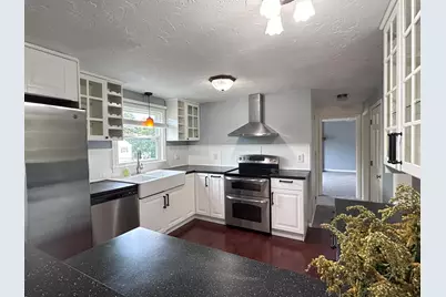 42 Edgewood Rd, Southborough, MA 01772 - Photo 3