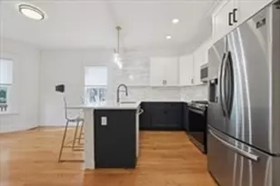 54 Bloomfield St, Boston, MA 02124 - Photo 9
