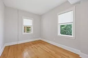 54 Bloomfield St, Boston, MA 02124 - Photo 17