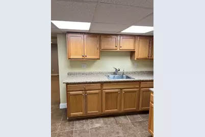 16 Hazen Ave #B, Haverhill, MA 01830 - Photo 5
