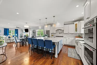 2 Oneil Way, Saugus, MA 01906 - Photo 7