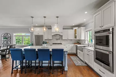 2 Oneil Way, Saugus, MA 01906 - Photo 5