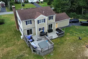 37 Rhode Island Ave, Dartmouth, MA 02747 - Photo 3