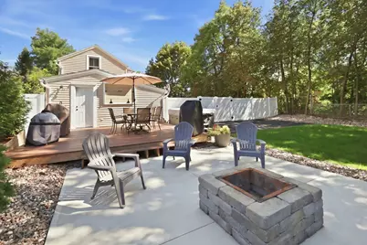 10 Canal St, South Hadley, MA 01075 - Photo 11