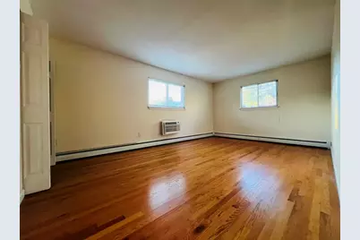 8 Crescent Dr #5, Andover, MA 01810 - Photo 7