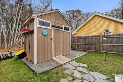 57 Richardson Ave, Dracut, MA 01826 - Photo 23