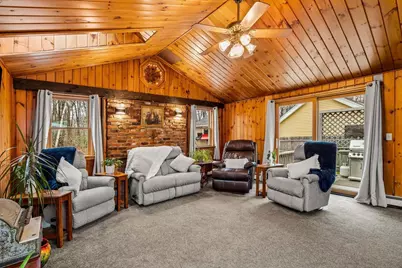 57 Richardson Ave, Dracut, MA 01826 - Photo 9