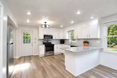 176 Meadow St, Westfield, MA 01085 - Photo 5
