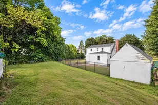 176 Meadow St, Westfield, MA 01085 - Photo 35