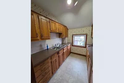 547 Robeson #shared apt., Fall River, MA 02720 - Photo 3