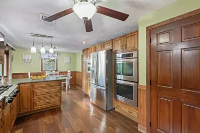 238 Beech St, Tewksbury, MA 01876 - Photo 11