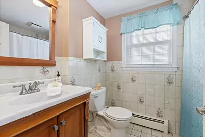 238 Beech St, Tewksbury, MA 01876 - Photo 25