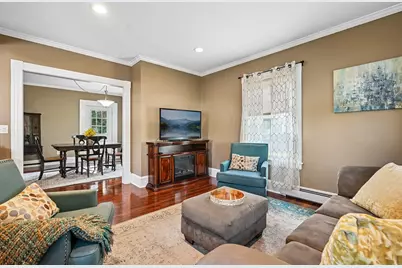 18 Highland Ave, Chelmsford, MA 01863 - Photo 7