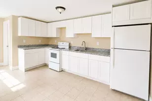11 Harrison St, Lowell, MA 01852 - Photo 7