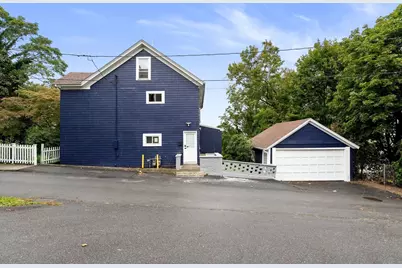376 N Underwood St, Fall River, MA 02720 - Photo 3