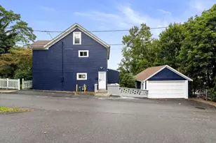 376 N Underwood St, Fall River, MA 02720 - Photo 3