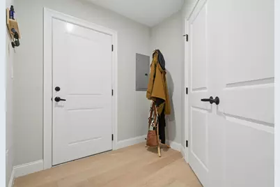 5205 Washington St #305R, Boston, MA 02132 - Photo 5
