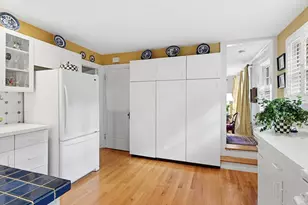 131 Wenonah Rd, Longmeadow, MA 01106 - Photo 21