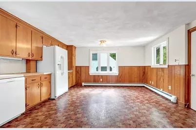 25 Spring St, Foxboro, MA 02035 - Photo 17