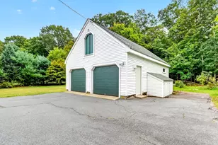 25 Spring St, Foxboro, MA 02035 - Photo 33