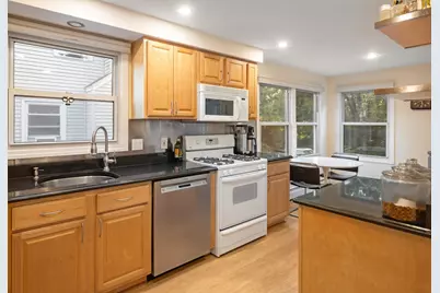 29 Pinecliff Road #29, Boston, MA 02132 - Photo 3