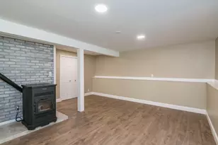 23 Sunset Dr, Montague, MA 01376 - Photo 19