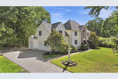 24 Goodnow Ln, Framingham, MA 01702 - Photo 35