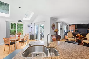 24 Goodnow Ln, Framingham, MA 01702 - Photo 5