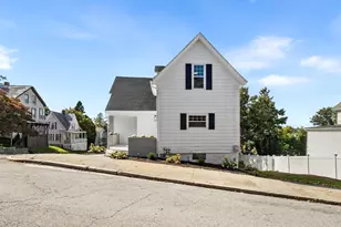 256 Weetamoe St, Fall River, MA 02720 - Photo 39