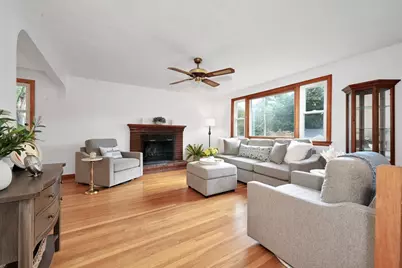 132 Forest St, Weymouth, MA 02190 - Photo 9