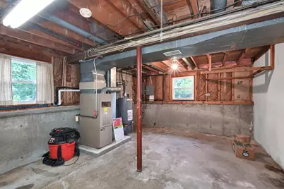 132 Forest St, Weymouth, MA 02190 - Photo 25