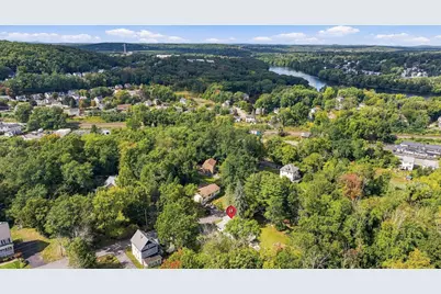 30 Alton Ave, Haverhill, MA 01835 - Photo 13