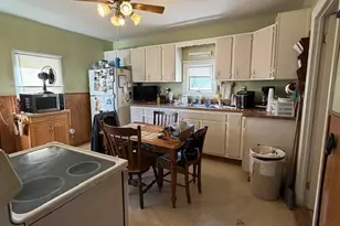 126 W 6th St, Lowell, MA 01850 - Photo 5