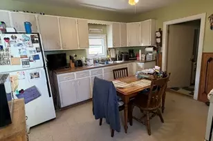 126 W 6th St, Lowell, MA 01850 - Photo 3