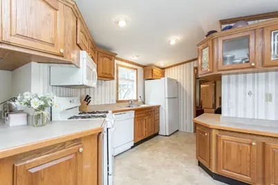 27 Smith St #2, Norton, MA 02766 - Photo 7