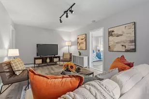 255 Greenwood St, Gardner, MA 01440 - Photo 9