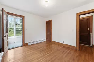 31 Gates St, Holyoke, MA 01040 - Photo 17