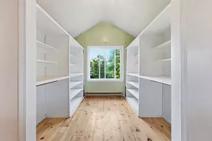 31 Gates St, Holyoke, MA 01040 - Photo 27