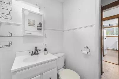 31 Gates St, Holyoke, MA 01040 - Photo 29
