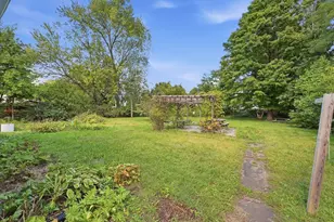 31 Gates St, Holyoke, MA 01040 - Photo 35