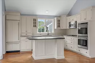 10 Floret Cir, Hingham, MA 02043 - Photo 3
