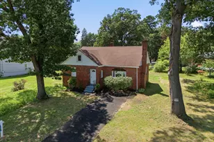 78 Wollaston St, Springfield, MA 01119 - Photo 33