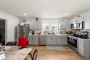 528 Ferry St, Everett, MA 02149 - Photo 5