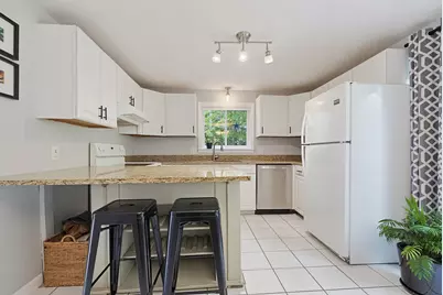 152 E. Bacon St. #D5, Plainville, MA 02762 - Photo 9