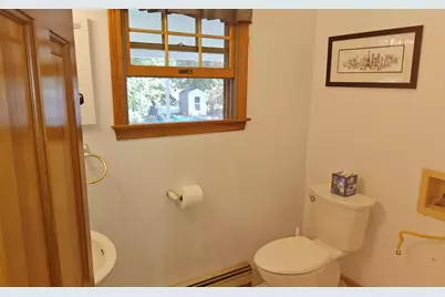 63 Pleasant St, Rockland, MA 02370 - Photo 15