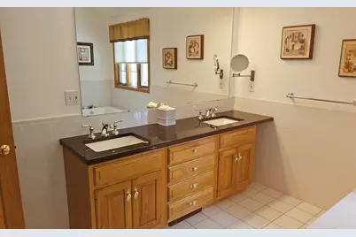 63 Pleasant St, Rockland, MA 02370 - Photo 21