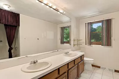 2 Clifford Road, Burlington, MA 01803 - Photo 25